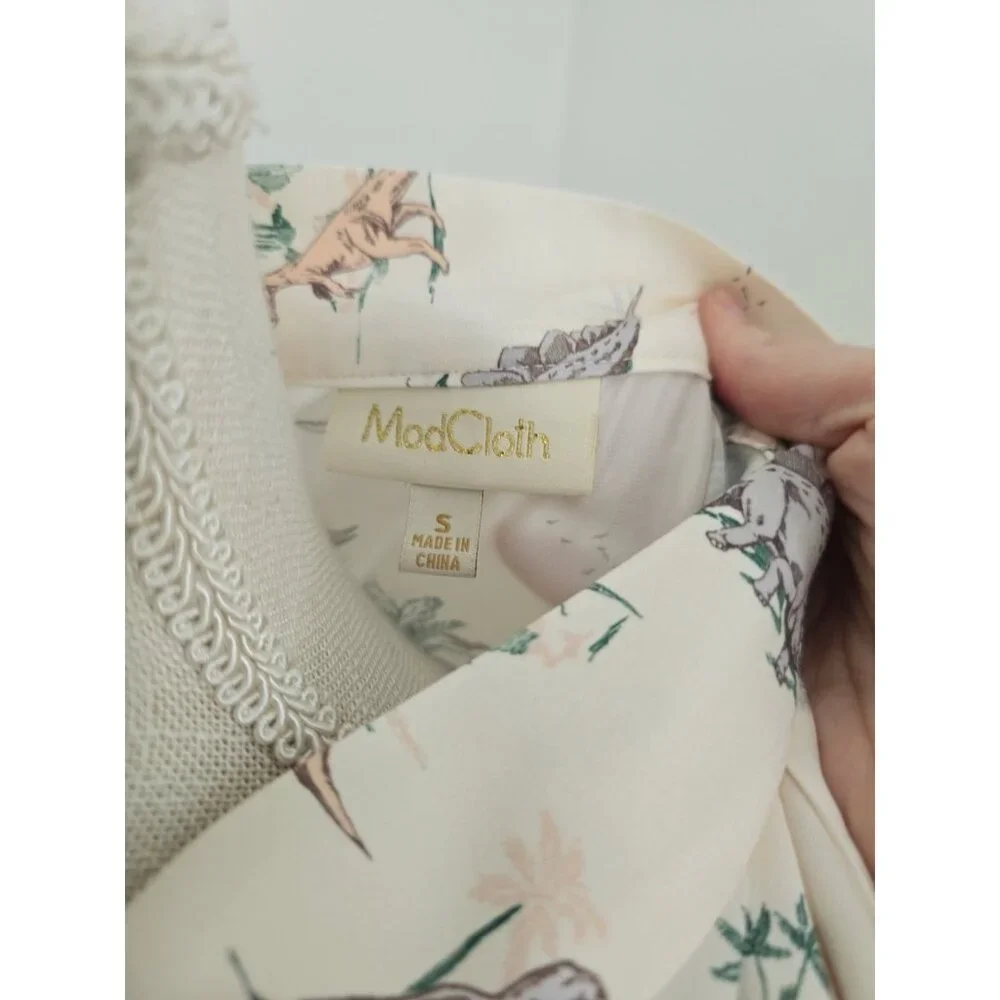 Modcloth Dinosaur Animal Print Miss Frizzle Ivory Bow Tie Button Up Blouse S Top - Picture 5 of 11
